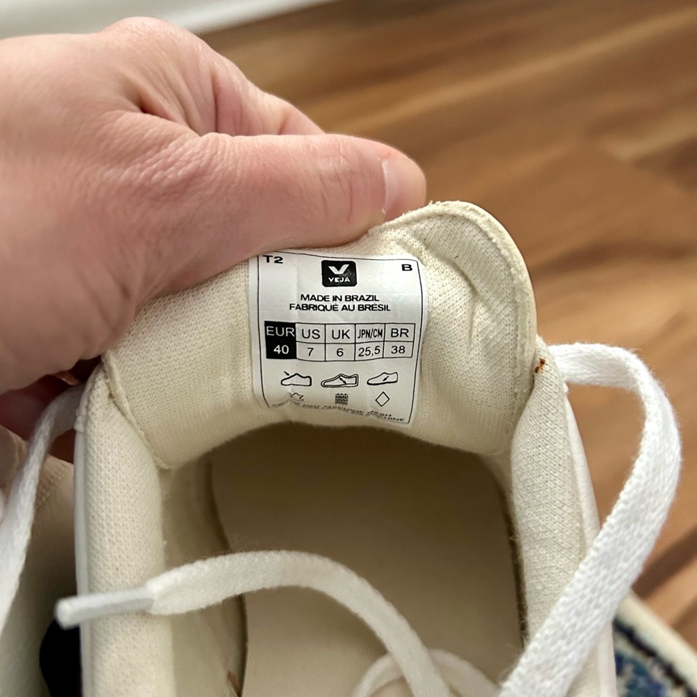 Veja White and Black Sneakers - Picture 6 of 11